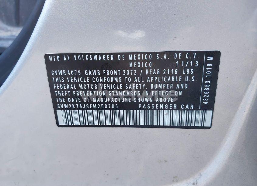 Photo 9 of 2014 Volkswagen Jetta 2.0L S (VIN 3VW2K7AJ8EM250705)