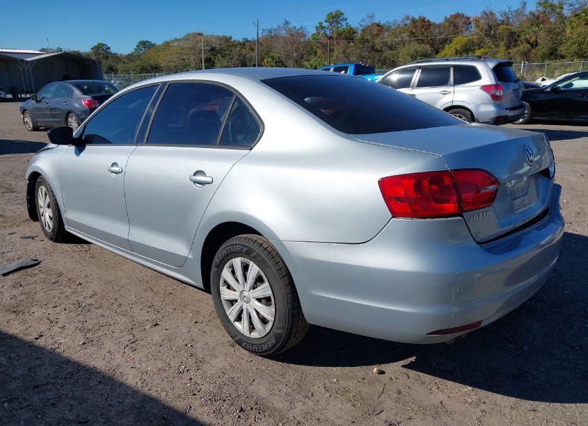 Photo 3 of 2014 Volkswagen Jetta 2.0L S (VIN 3VW2K7AJ8EM290248)