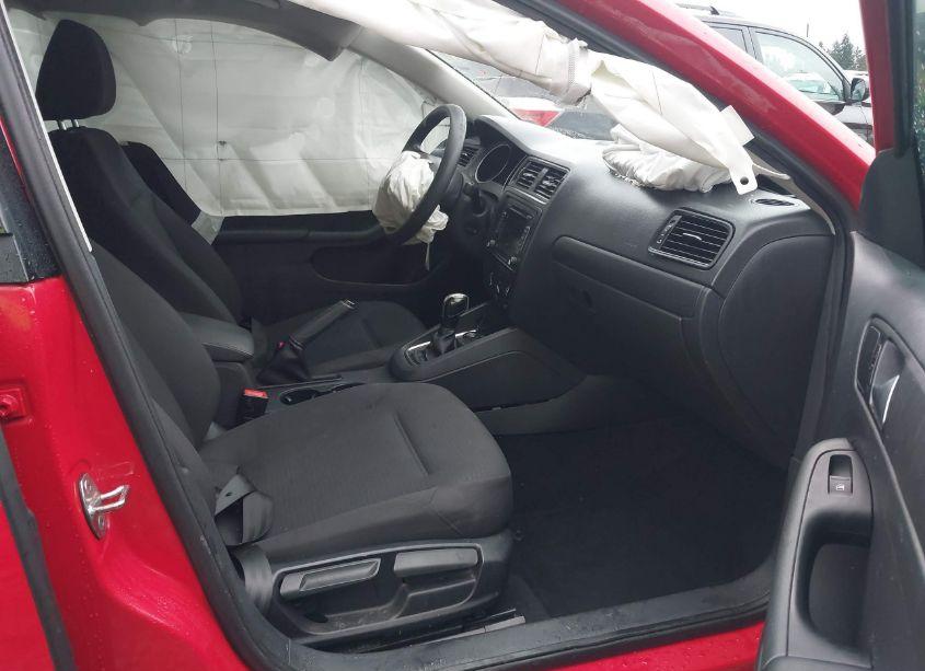 Photo 5 of 2015 Volkswagen Jetta 2.0L S (VIN 3VW2K7AJ8FM246008)