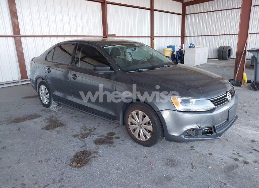2011 Volkswagen Jetta 2.0L S (VIN 3VW2K7AJ9BM066854) main photo