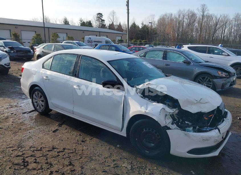 2011 Volkswagen Jetta 2.0L S (VIN 3VW2K7AJ9BM093570) main photo