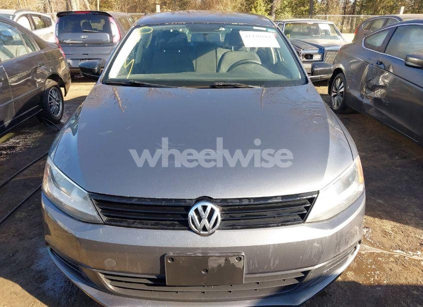 Photo 12 of 2011 Volkswagen Jetta 2.0L S (VIN 3VW2K7AJ9BM113459)