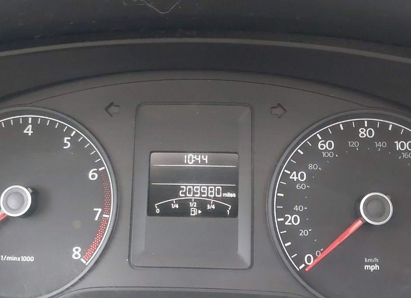 Photo 7 of 2011 Volkswagen Jetta 2.0L S (VIN 3VW2K7AJ9BM357919)