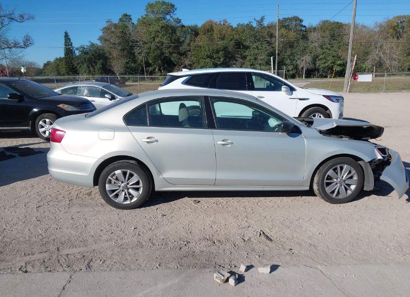 Photo 12 of 2011 Volkswagen Jetta 2.0L S (VIN 3VW2K7AJ9BM381945)