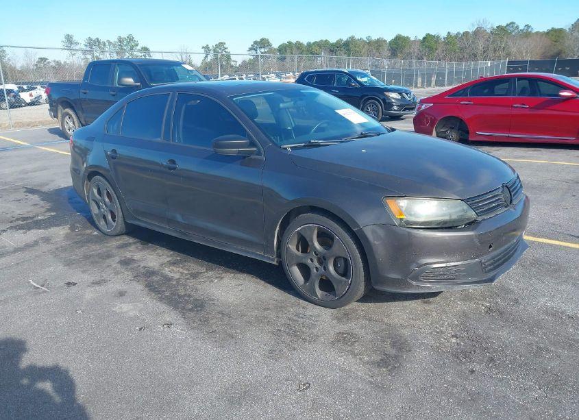 2012 Volkswagen Jetta 2.0L S (VIN 3VW2K7AJ9CM055869) main photo