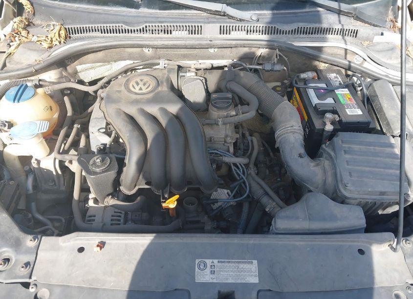 Photo 10 of 2012 Volkswagen Jetta 2.0L S (VIN 3VW2K7AJ9CM055869)