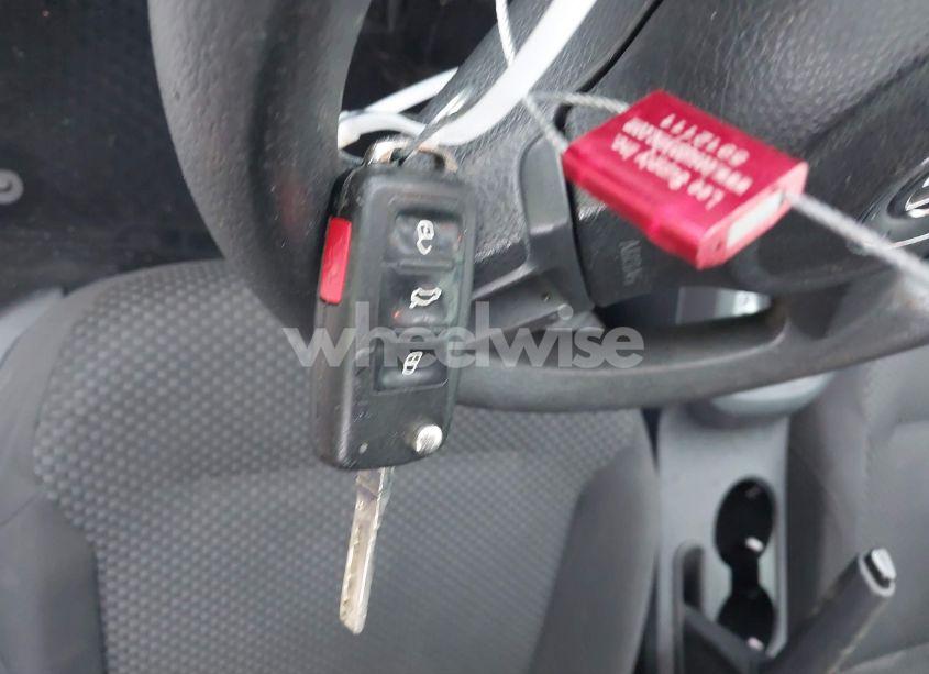 Photo 11 of 2012 Volkswagen Jetta (VIN 3VW2K7AJ9CM345979)