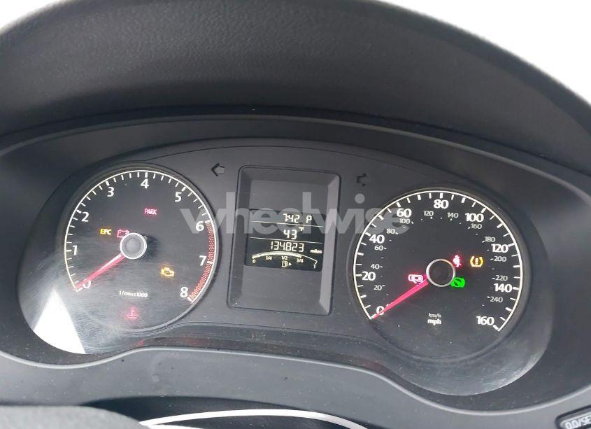 Photo 7 of 2012 Volkswagen Jetta (VIN 3VW2K7AJ9CM345979)