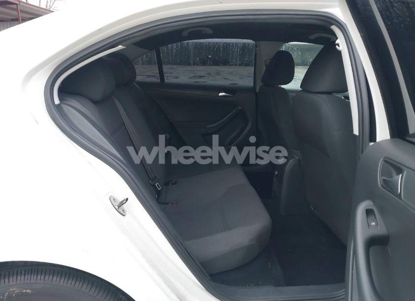 Photo 8 of 2012 Volkswagen Jetta (VIN 3VW2K7AJ9CM345979)