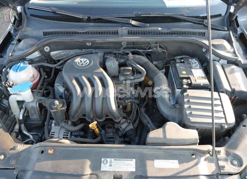 Photo 10 of 2012 Volkswagen Jetta 2.0L S (VIN 3VW2K7AJ9CM423158)