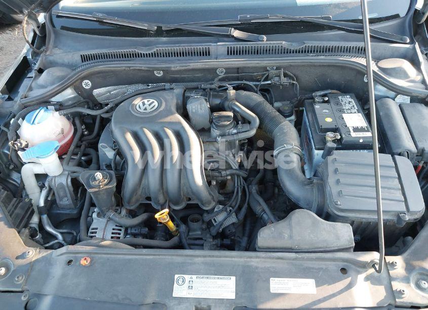 Photo 6 of 2012 Volkswagen Jetta 2.0L S (VIN 3VW2K7AJ9CM423158)