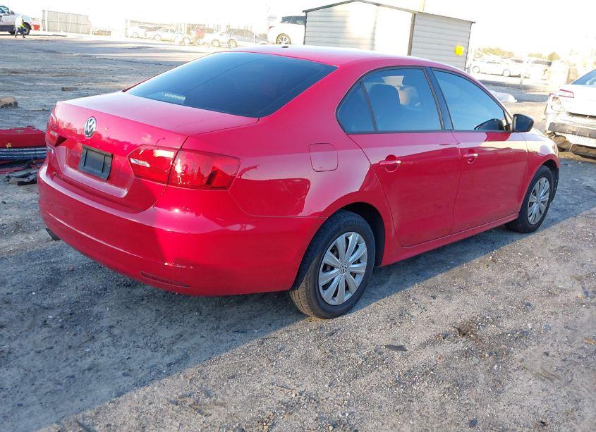 Photo 4 of 2013 Volkswagen Jetta 2.0L S (VIN 3VW2K7AJ9DM266362)