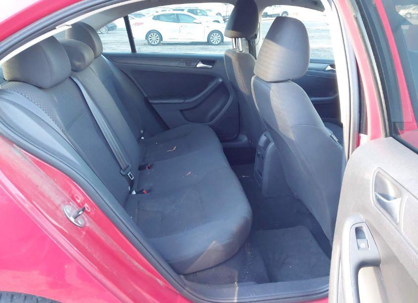 Photo 8 of 2013 Volkswagen Jetta 2.0L S (VIN 3VW2K7AJ9DM266362)