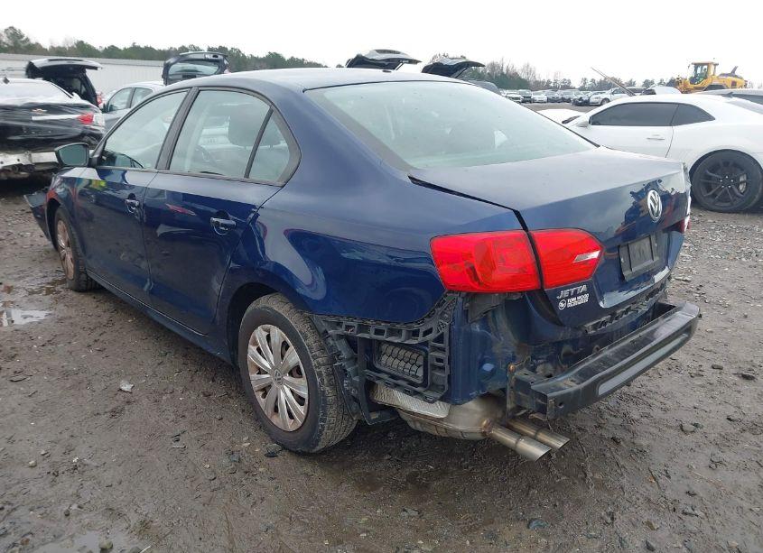 Photo 3 of 2014 Volkswagen Jetta 2.0L S (VIN 3VW2K7AJ9EM207538)