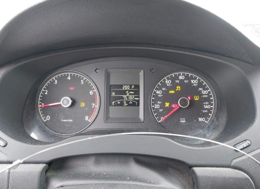 Photo 6 of 2014 Volkswagen Jetta 2.0L S (VIN 3VW2K7AJ9EM207538)