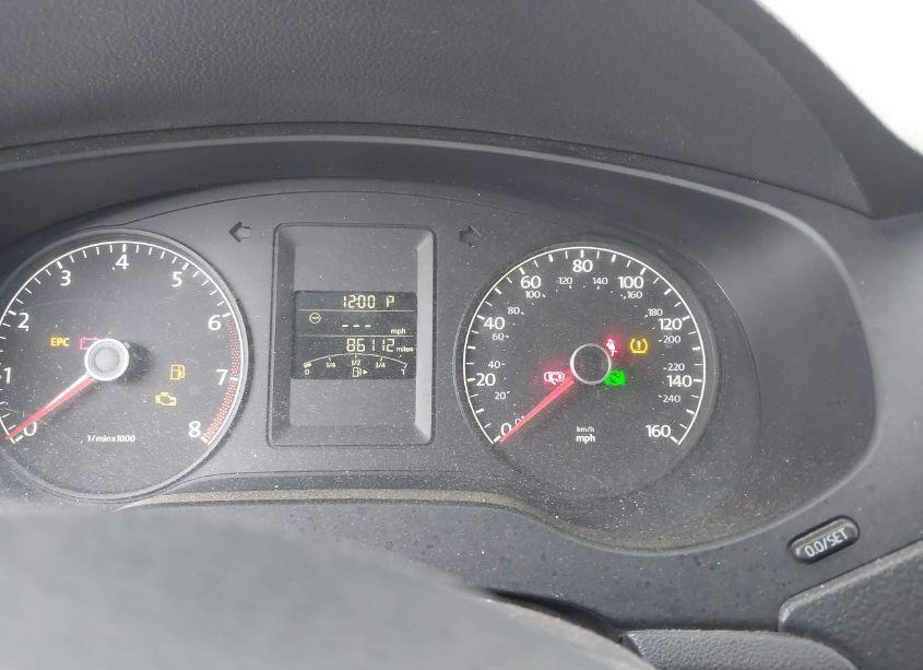 Photo 7 of 2014 Volkswagen Jetta 2.0L S (VIN 3VW2K7AJ9EM332023)