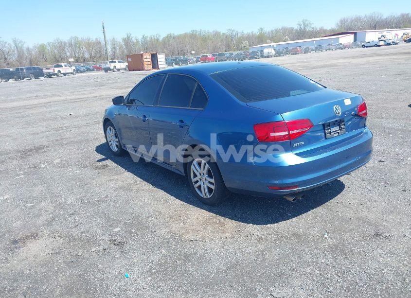 Photo 3 of 2015 Volkswagen Jetta 2.0L S (VIN 3VW2K7AJ9FM216984)