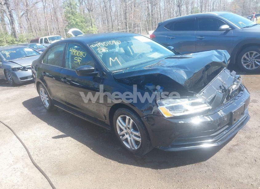 2015 Volkswagen Jetta 2.0L S (VIN 3VW2K7AJ9FM218718) main photo