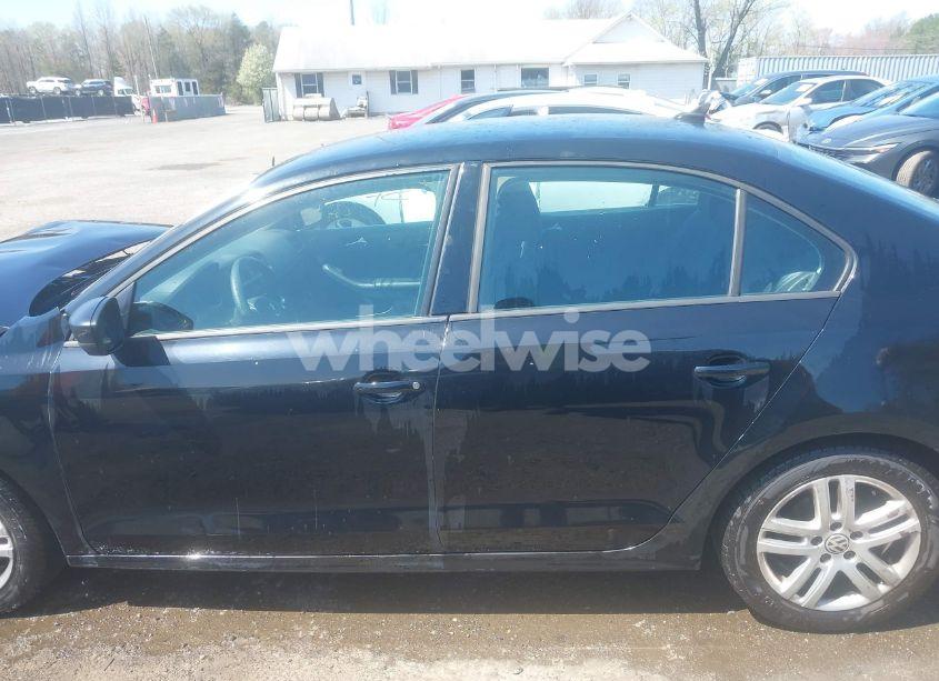 Photo 14 of 2015 Volkswagen Jetta 2.0L S (VIN 3VW2K7AJ9FM218718)