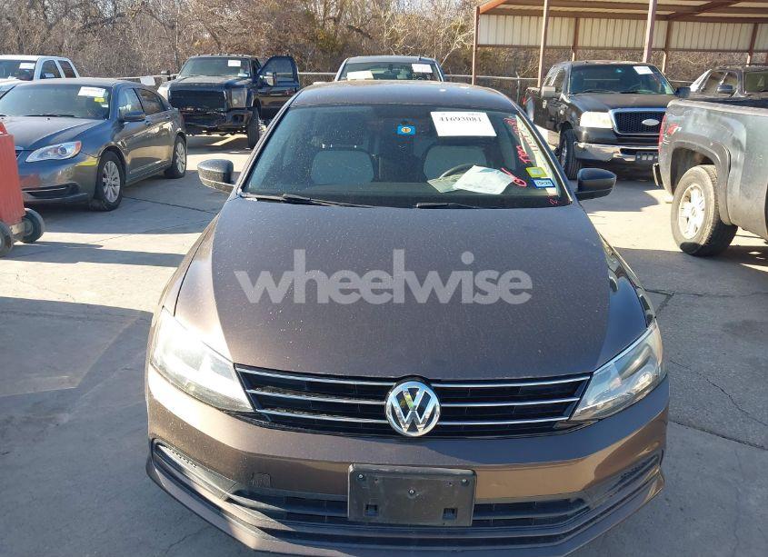 Photo 6 of 2015 Volkswagen Jetta 2.0L S (VIN 3VW2K7AJ9FM281222)