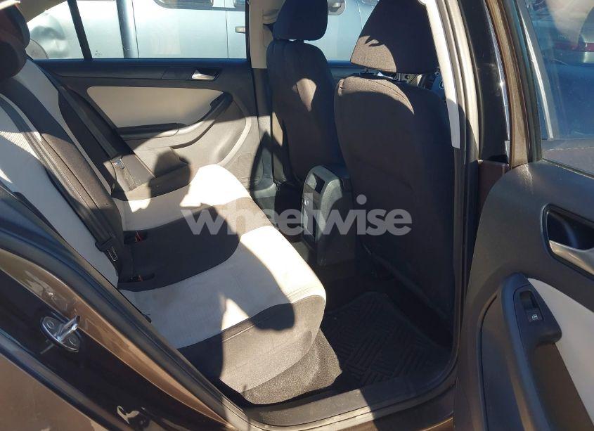 Photo 8 of 2015 Volkswagen Jetta 2.0L S (VIN 3VW2K7AJ9FM281222)