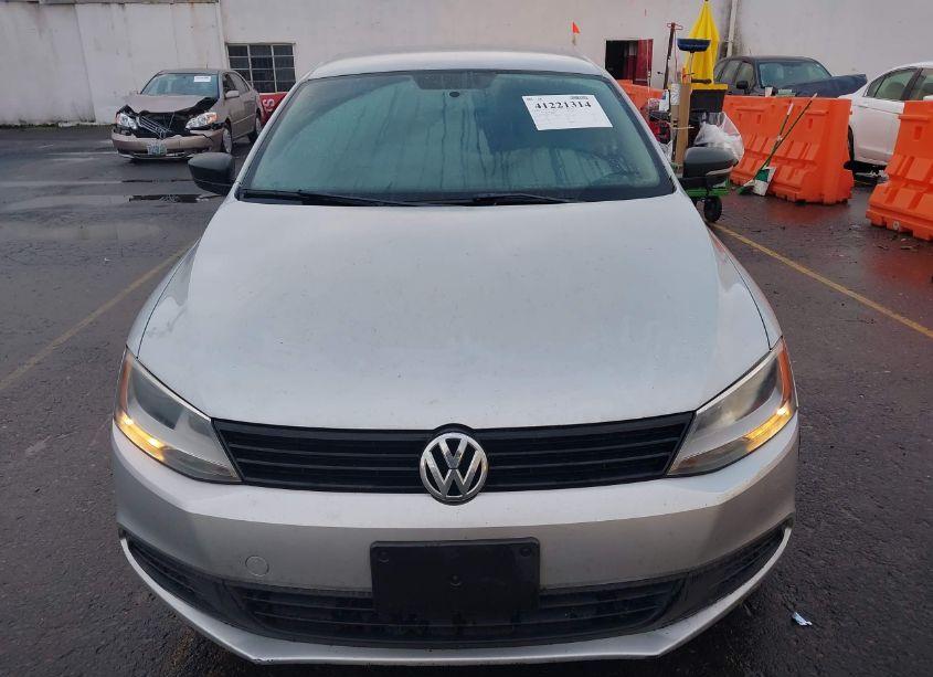 Photo 6 of 2011 Volkswagen Jetta 2.0L S (VIN 3VW2K7AJXBM058052)