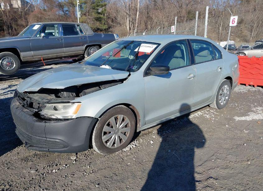Photo 2 of 2011 Volkswagen Jetta SEDAN (VIN 3VW2K7AJXBM308082)