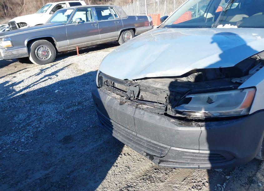 Photo 6 of 2011 Volkswagen Jetta SEDAN (VIN 3VW2K7AJXBM308082)