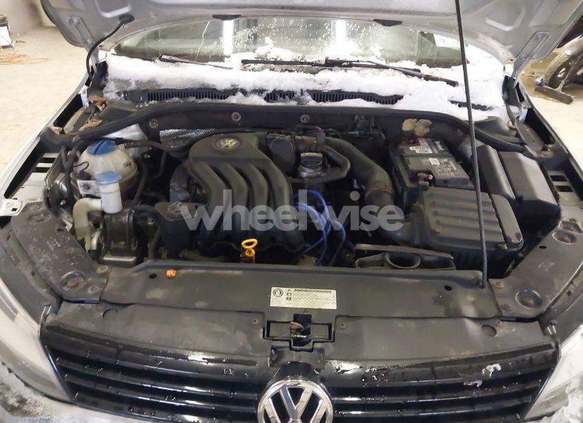 Photo 10 of 2012 Volkswagen Jetta 2.0L S (VIN 3VW2K7AJXCM306088)