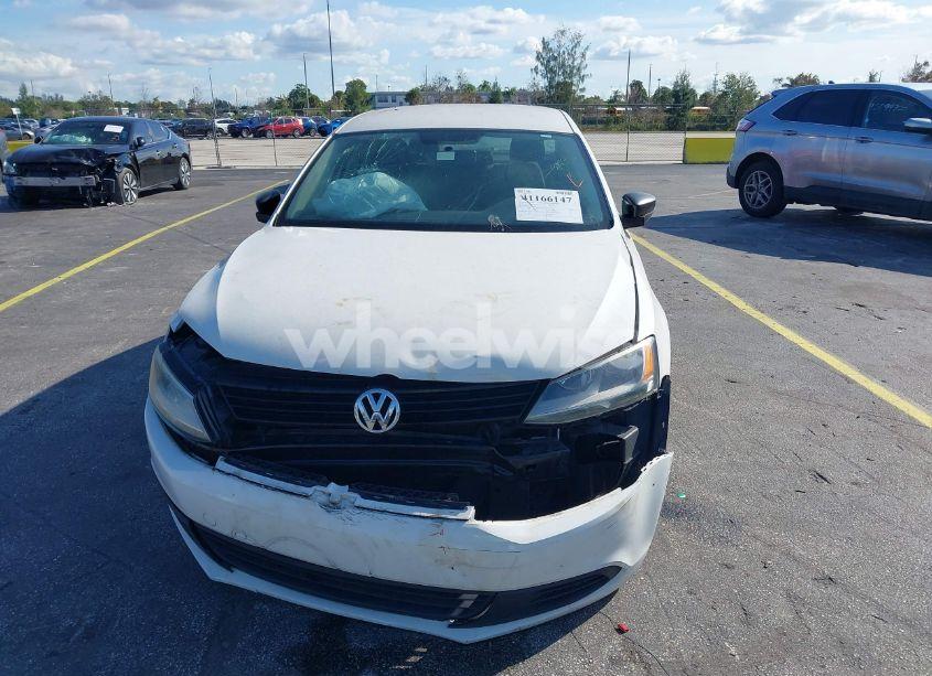 Photo 6 of 2012 Volkswagen Jetta 2.0L S (VIN 3VW2K7AJXCM370180)