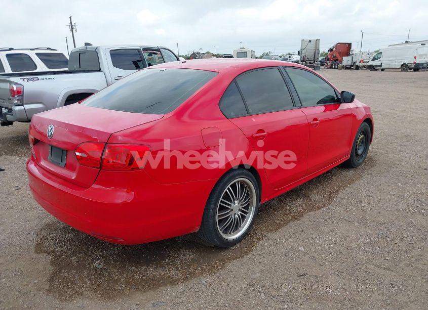 Photo 4 of 2012 Volkswagen Jetta 2.0L S (VIN 3VW2K7AJXCM412248)