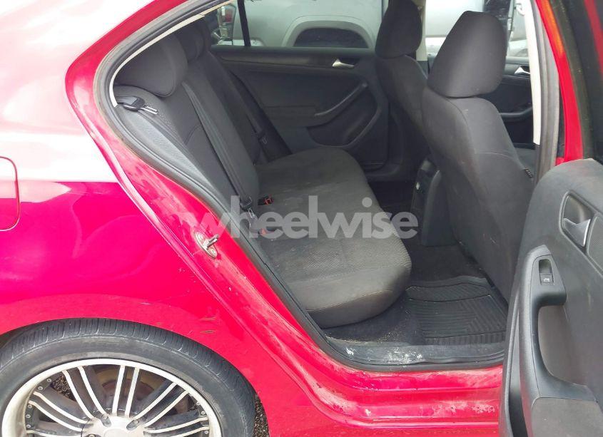 Photo 8 of 2012 Volkswagen Jetta 2.0L S (VIN 3VW2K7AJXCM412248)