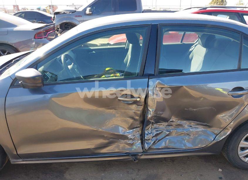 Photo 14 of 2013 Volkswagen Jetta 2.0L S (VIN 3VW2K7AJXDM210964)