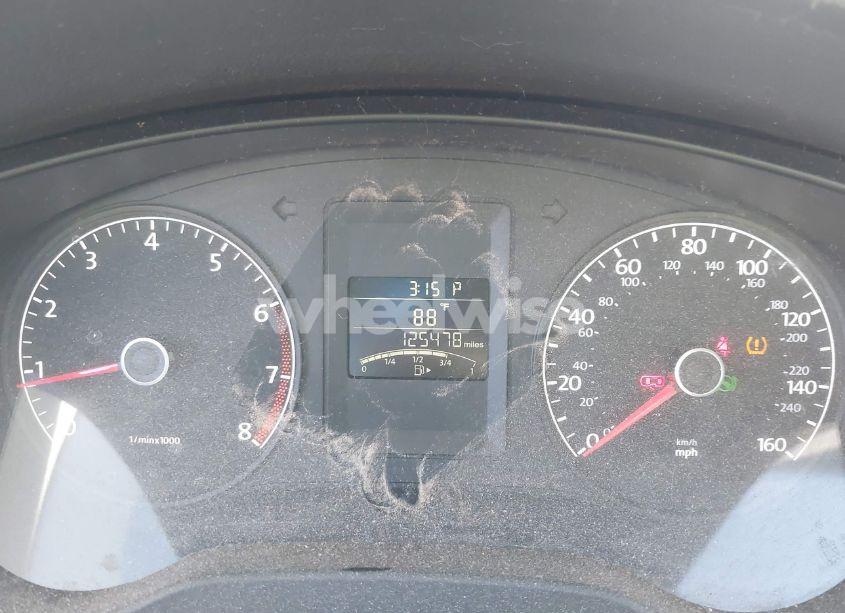 Photo 7 of 2013 Volkswagen Jetta 2.0L S (VIN 3VW2K7AJXDM210964)