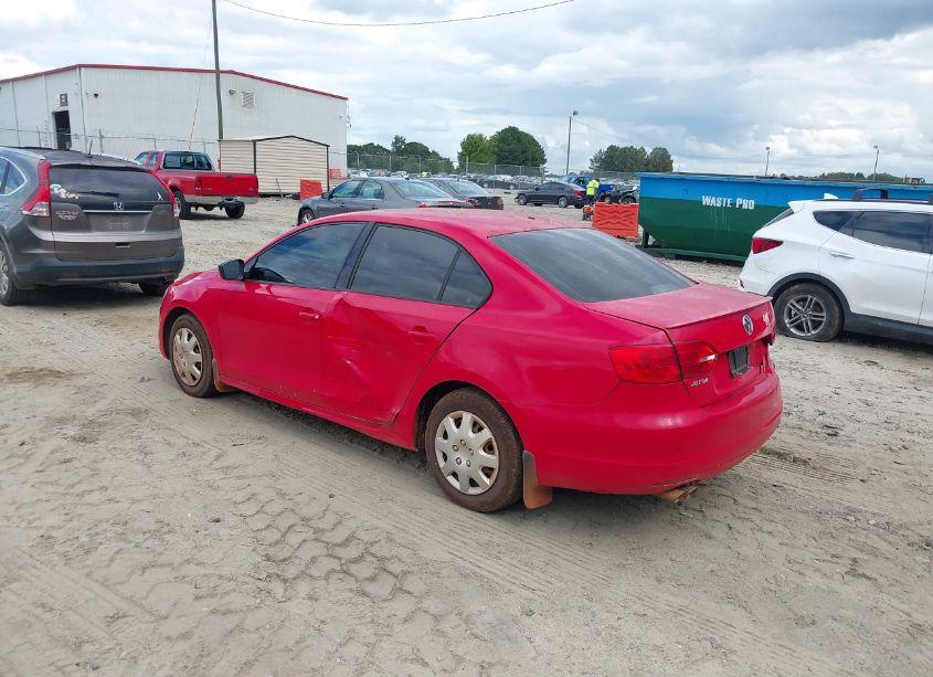 Photo 3 of 2013 Volkswagen Jetta 2.0L S (VIN 3VW2K7AJXDM260652)