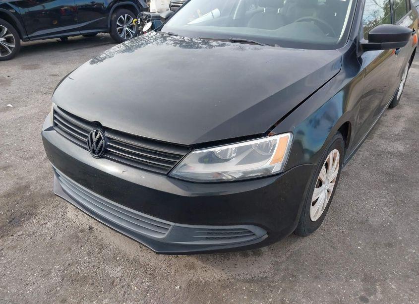 Photo 6 of 2013 Volkswagen Jetta 2.0L S (VIN 3VW2K7AJXDM311907)