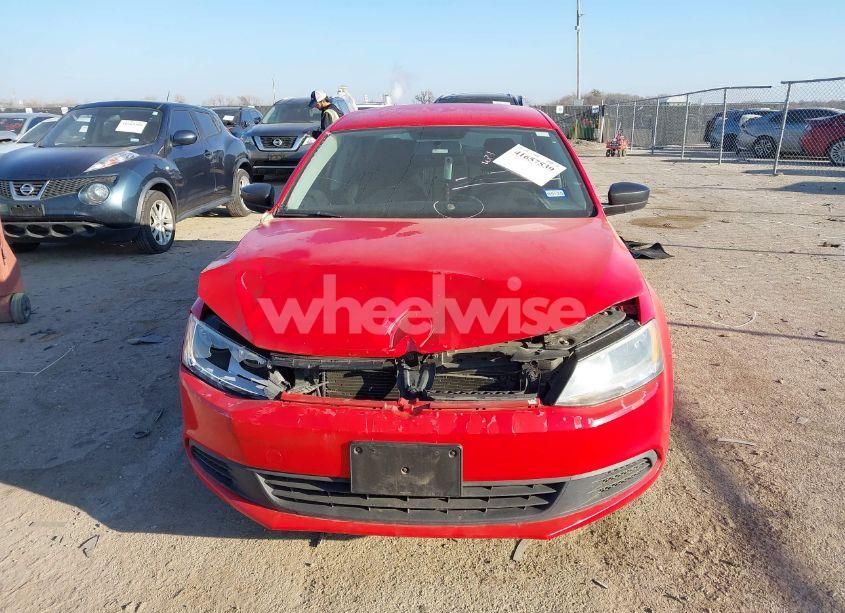 Photo 12 of 2014 Volkswagen Jetta 2.0L S (VIN 3VW2K7AJXEM255579)