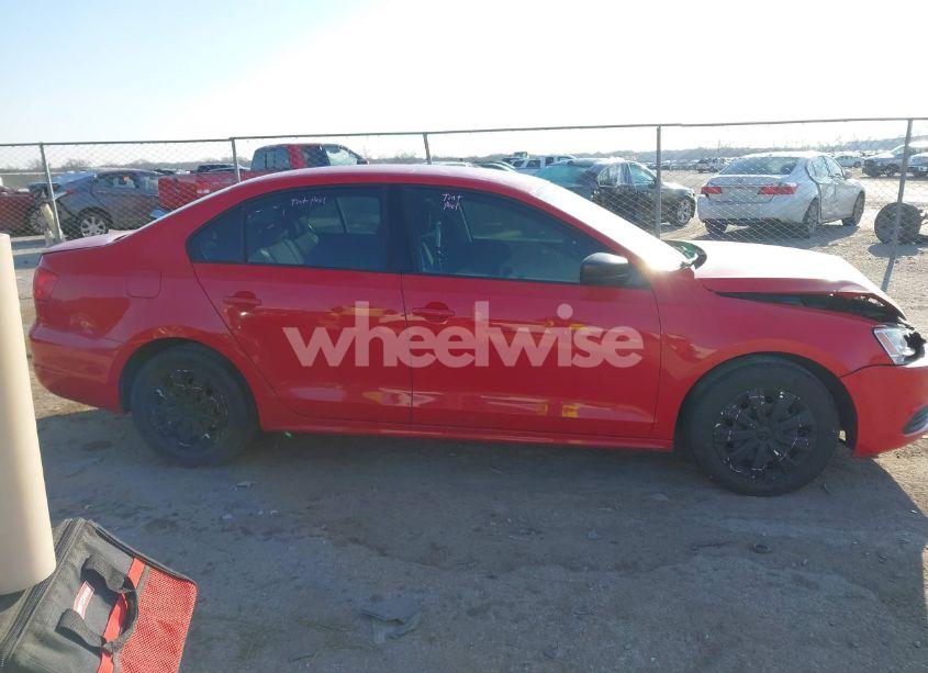 Photo 13 of 2014 Volkswagen Jetta 2.0L S (VIN 3VW2K7AJXEM255579)