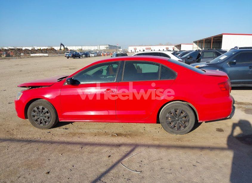 Photo 14 of 2014 Volkswagen Jetta 2.0L S (VIN 3VW2K7AJXEM255579)