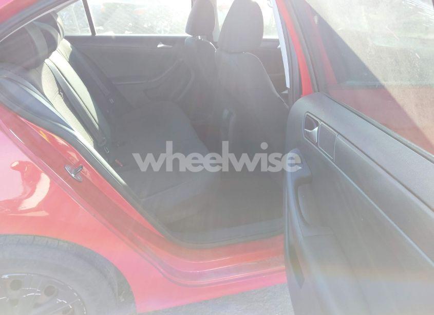 Photo 8 of 2014 Volkswagen Jetta 2.0L S (VIN 3VW2K7AJXEM255579)