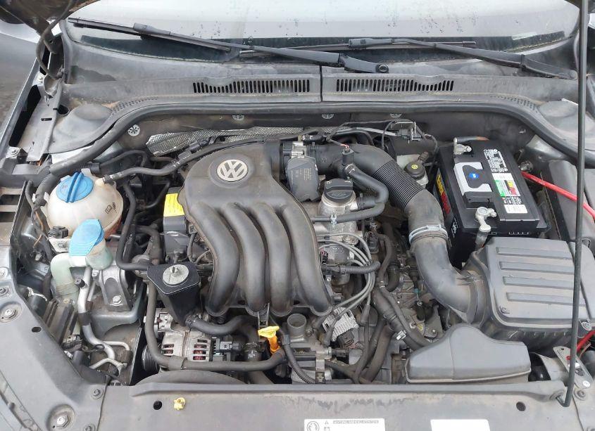 Photo 10 of 2014 Volkswagen Jetta 2.0L S (VIN 3VW2K7AJXEM312220)