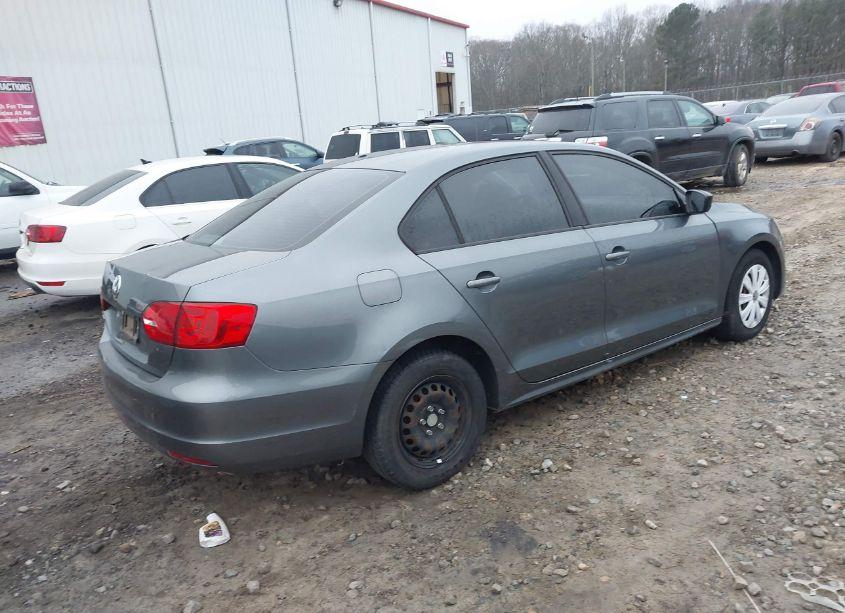 Photo 4 of 2014 Volkswagen Jetta 2.0L S (VIN 3VW2K7AJXEM312220)