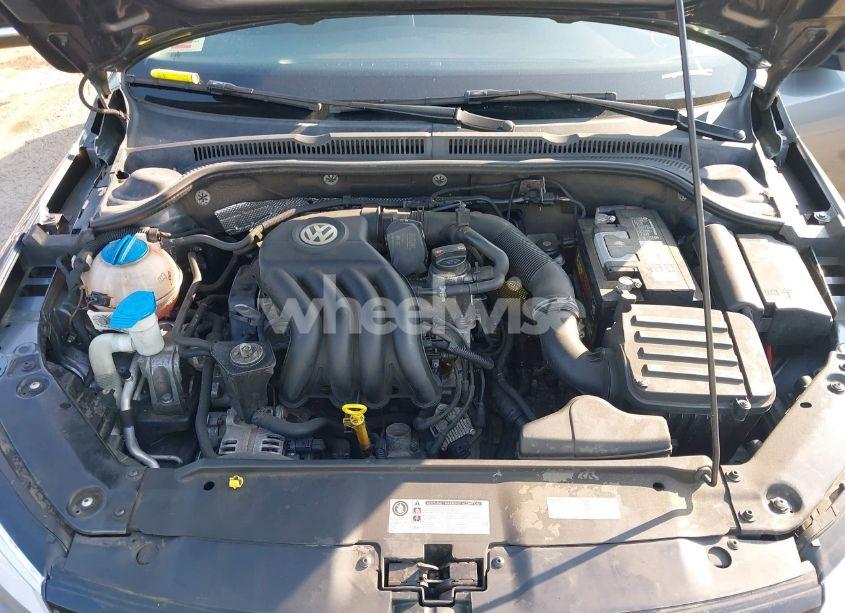 Photo 10 of 2014 Volkswagen Jetta 2.0L S (VIN 3VW2K7AJXEM351762)