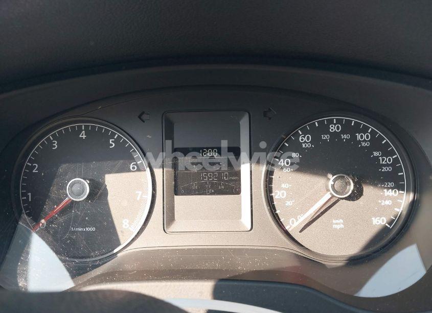 Photo 7 of 2014 Volkswagen Jetta 2.0L S (VIN 3VW2K7AJXEM351762)