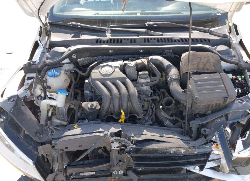 Photo 10 of 2014 Volkswagen Jetta 2.0L S (VIN 3VW2K7AJXEM368450)