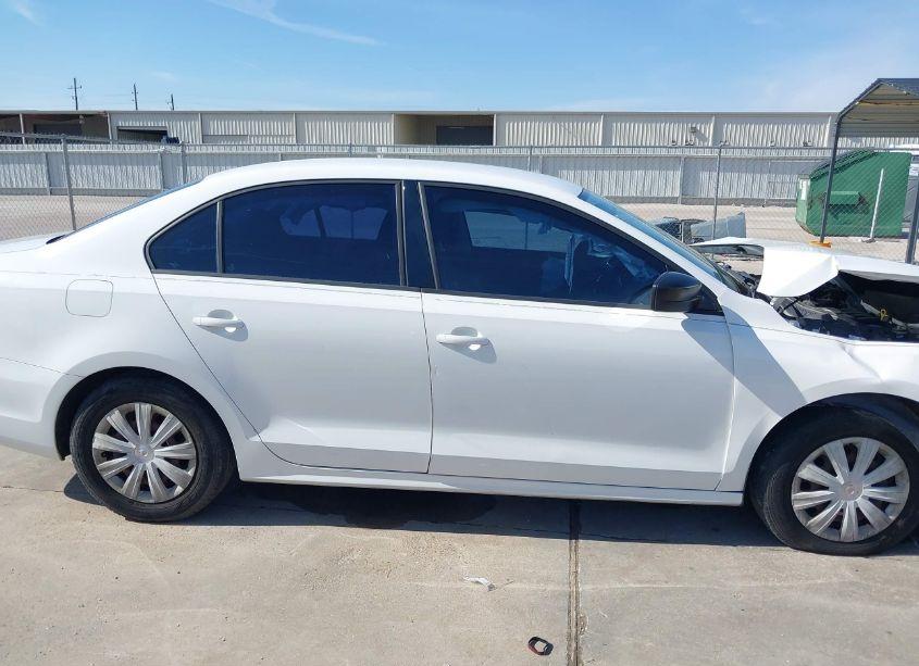 Photo 14 of 2014 Volkswagen Jetta 2.0L S (VIN 3VW2K7AJXEM368450)