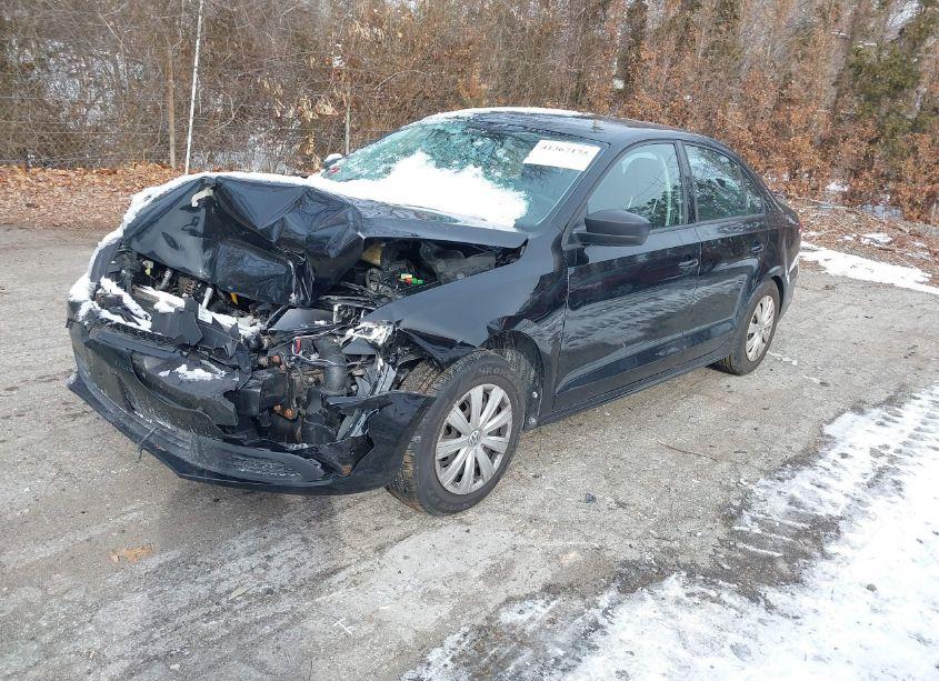 Photo 2 of 2014 Volkswagen Jetta 2.0L S (VIN 3VW2K7AJXEM371672)