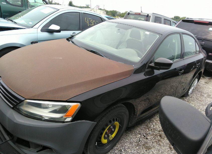 Photo 2 of 2014 Volkswagen Jetta 2.0L S (VIN 3VW2K7AJXEM434835)