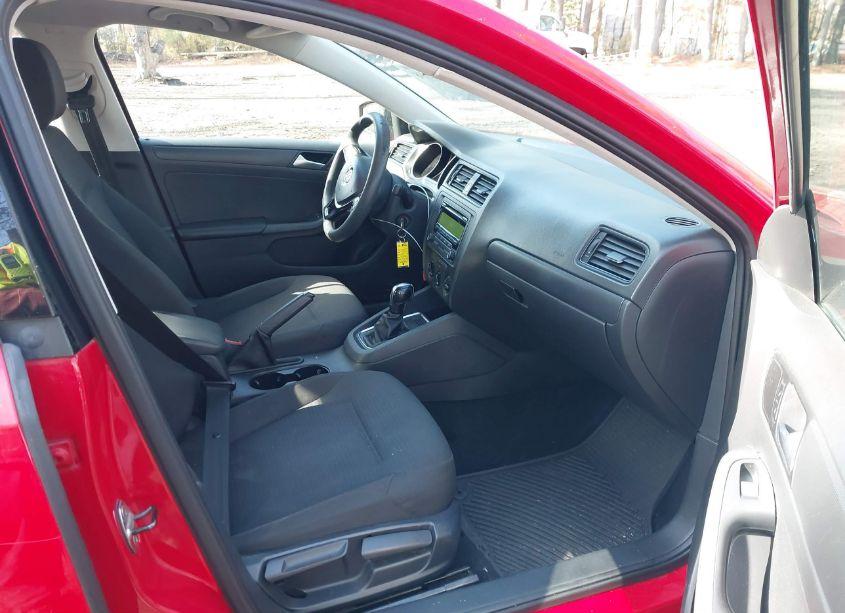 Photo 5 of 2015 Volkswagen Jetta 2.0L S (VIN 3VW2K7AJXFM203807)