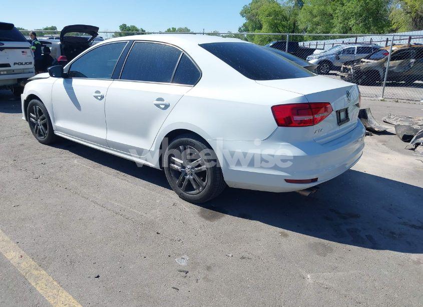 Photo 3 of 2015 Volkswagen Jetta 2.0L S (VIN 3VW2K7AJXFM224608)